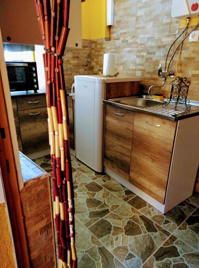 Apartment Exotic Garden Мостар Екстериор снимка