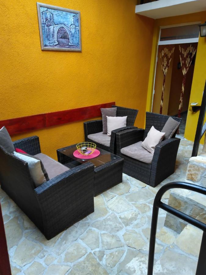 Apartment Exotic Garden Мостар Екстериор снимка